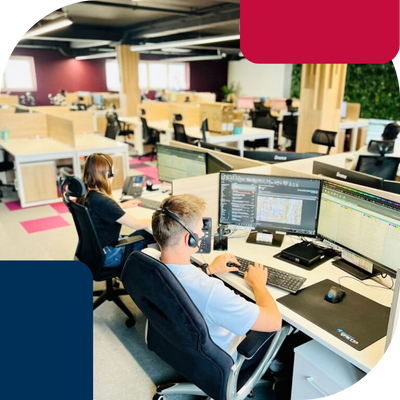 Ameripol_Operations_openspace-office-view-with-people-working-in-call-centre